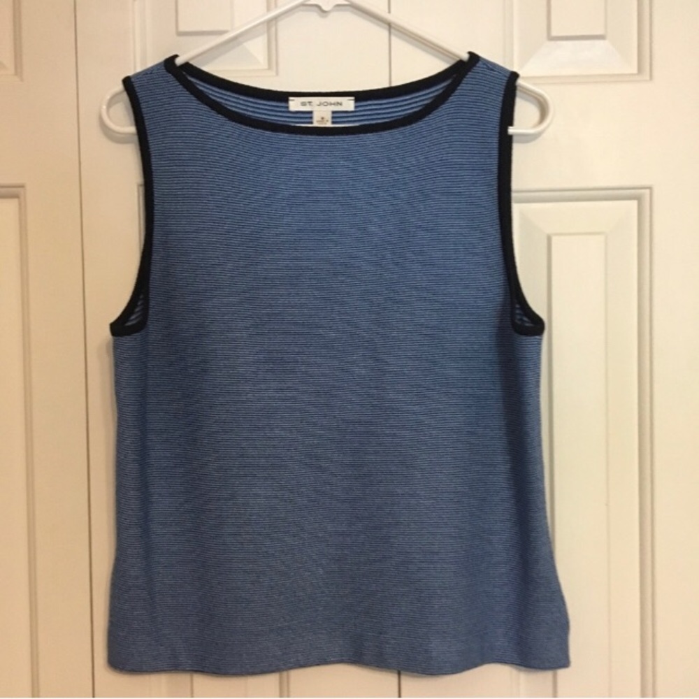 St. John knit blue shell with dark blue trim